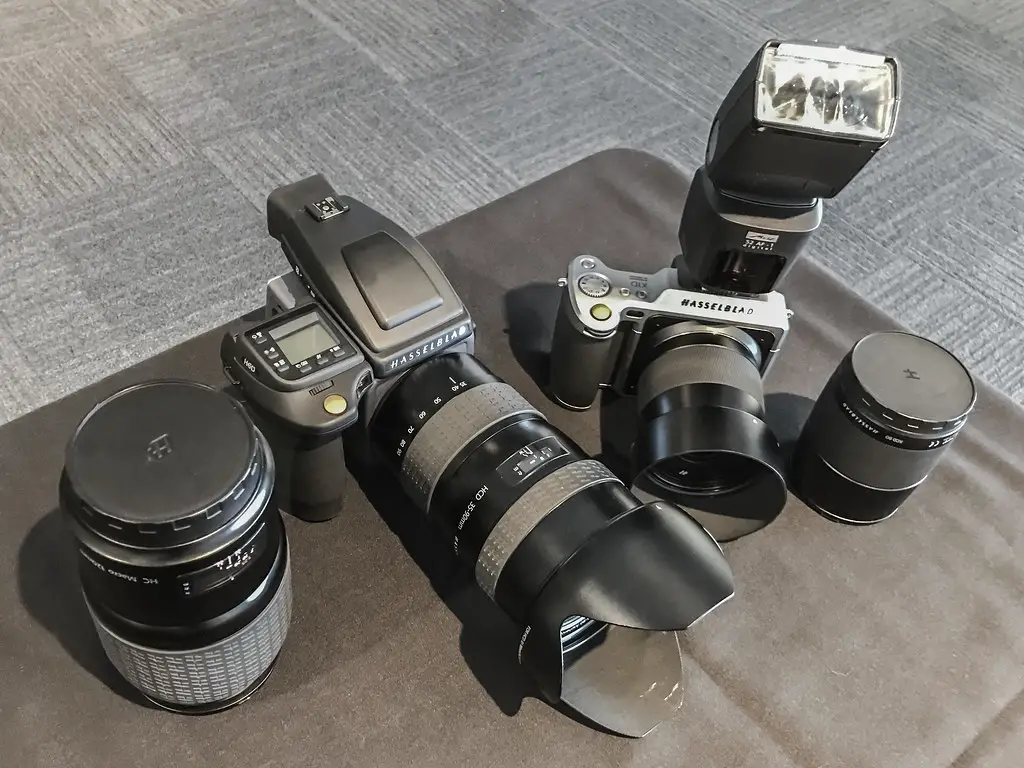 The new Medium Format Hasselblad cameras on show - Parkes - ACT - Australia - 20161206 @ 13:52