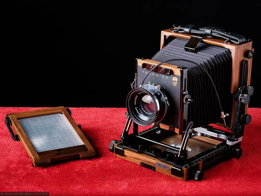 Product Photography @ PCR - Shen Hao 4x5' Large Format Camera